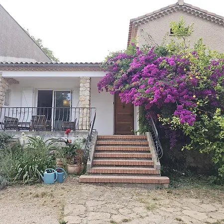Apartment La Toulonnaise-jardin-espace *